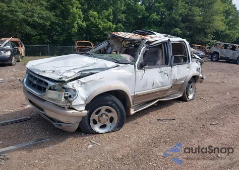 1998 Ford Explorer Eddie Bauer/Limited/Xl/Xlt from USA, damaged, VIN 1FMZU32E5WZC11779